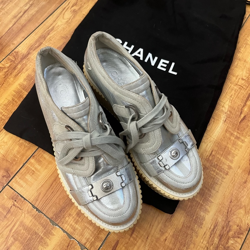 Chanel platform Creeper sneakers! Size 37